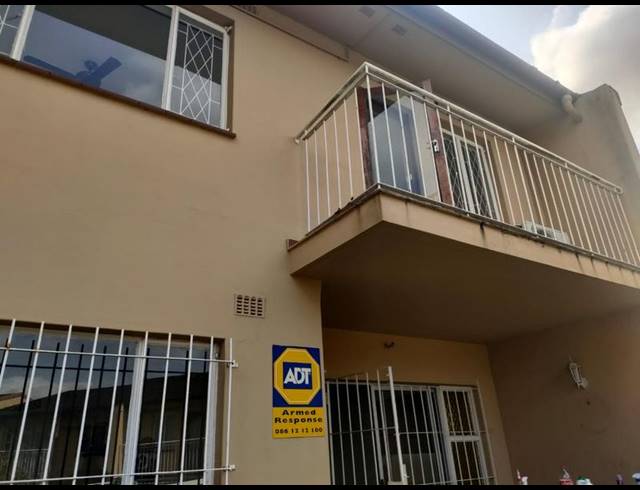 3 BEDROOM DUPLEX FOR SALE IN MALVERN